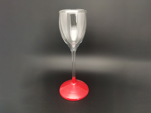 玻璃杯
